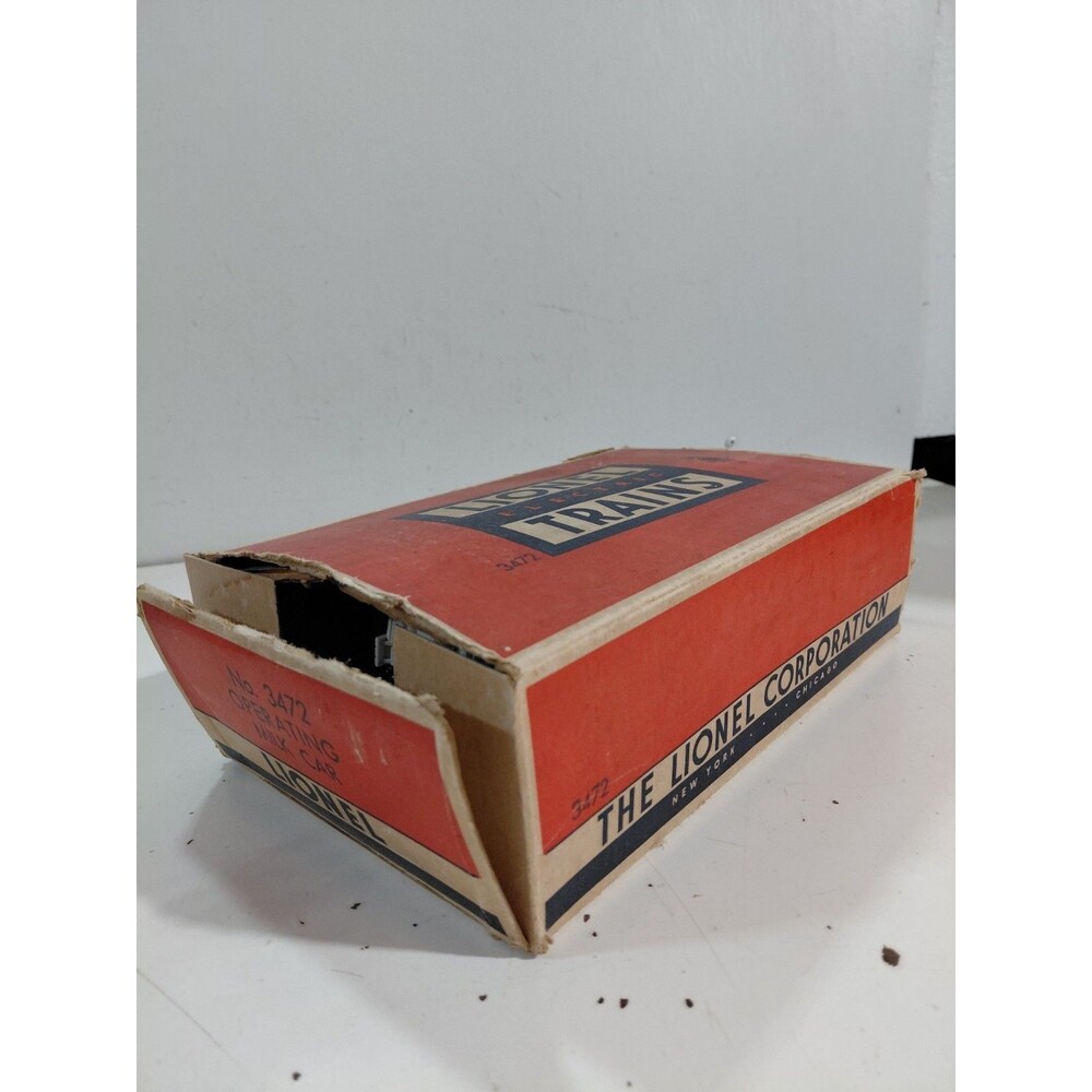 Lionel 3472 Train O Gauge Model Railroad Post War Milk Car & Platform w/Box - Picture 9 of 11